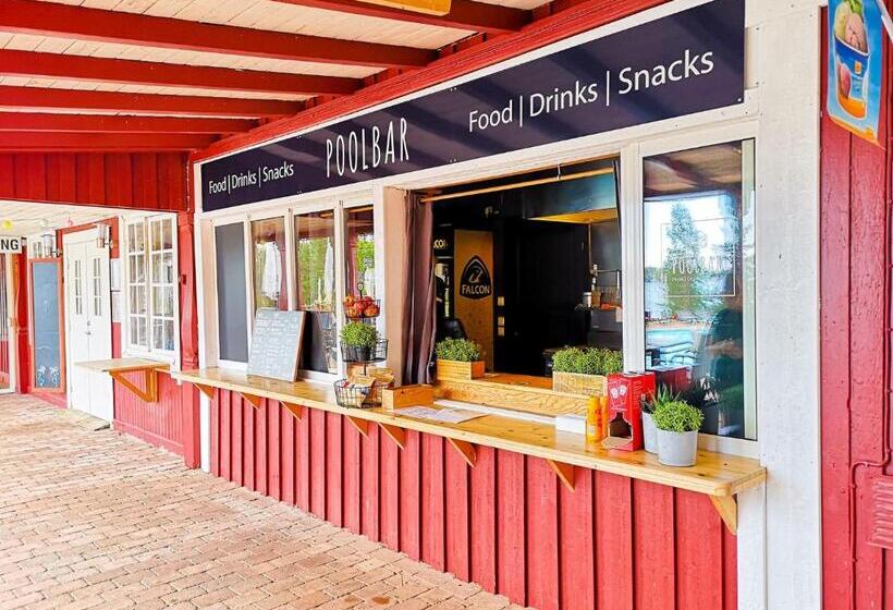 استراحتگاه årjäng Camping & Stugor Sommarvik