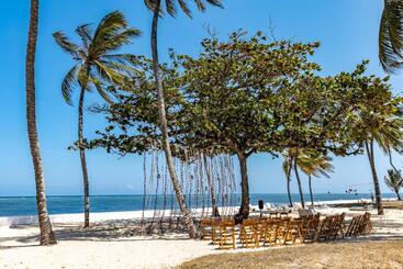 Sun N Sand Beach Resort