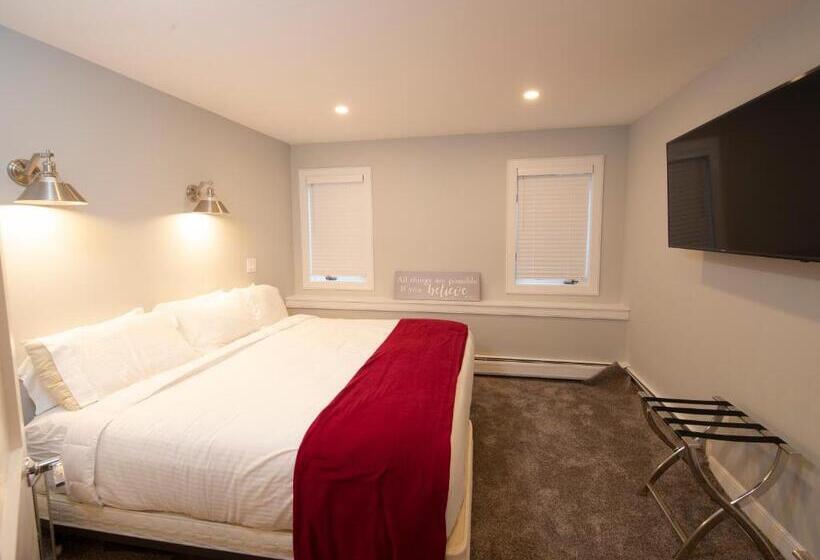 هتل Okemo Mountain Lodging