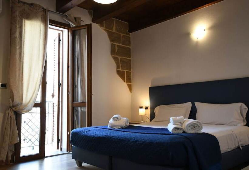 تختخواب و صبحانه Double B Maison de Charme
