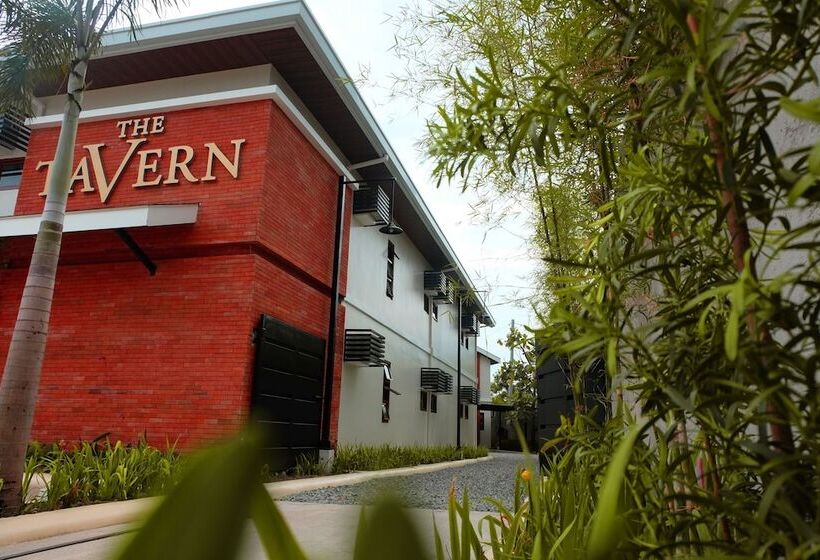 فندق The Tavern