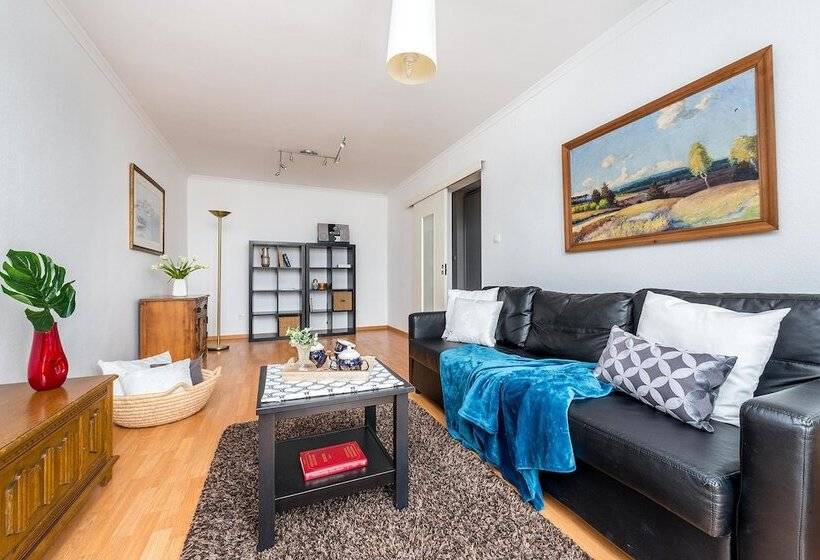 P&o Apartments Center