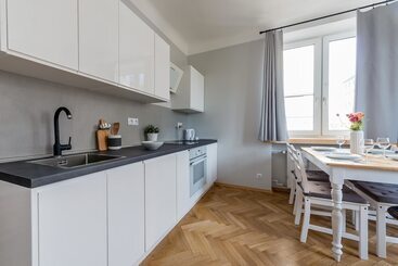 P&o Apartments Center