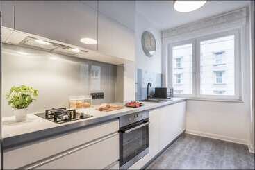 P&o Apartments Center