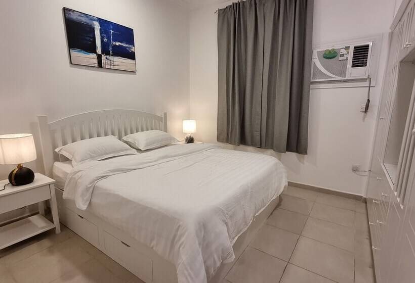 اقامتگاه Hometel Al Ghamdi