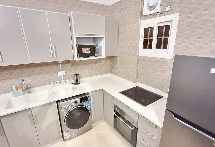 اقامتگاه Hometel Al Ghamdi