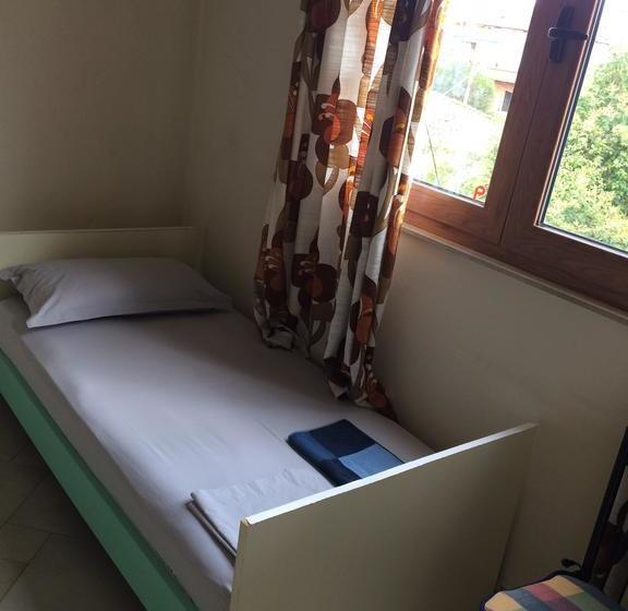 تختخواب و صبحانه Nina Guest House
