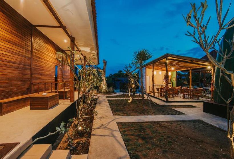 Devadav Hostel  Nusa Lembongan