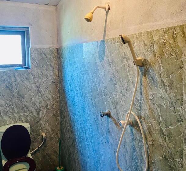 Hamba Hostel For Safari