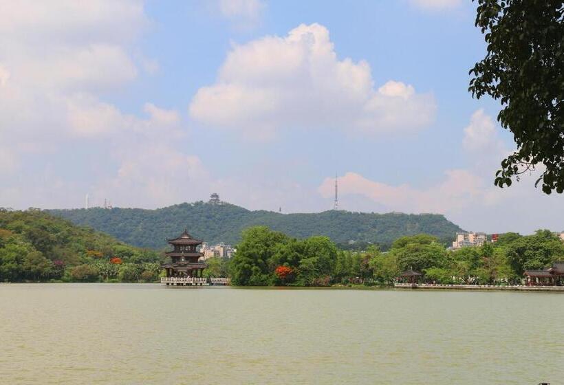 هتل Huizhou Xilin West Lake Boutique