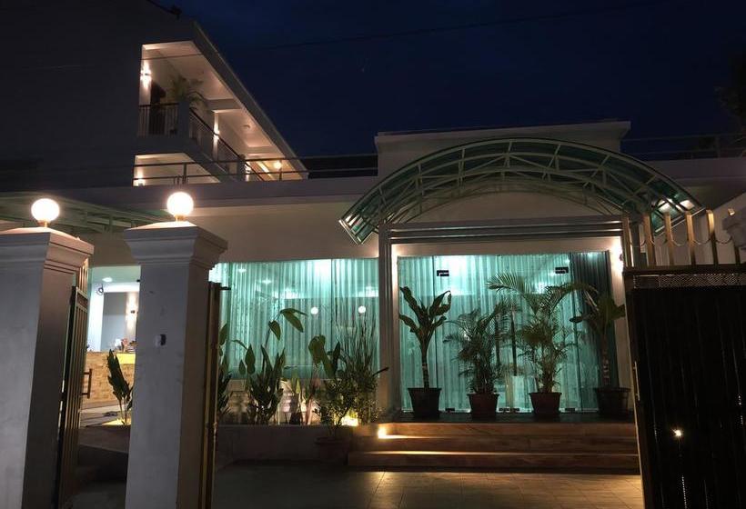 فندق Schein Residence