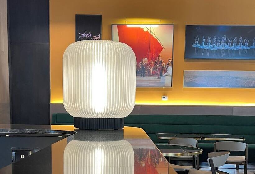 Debaines Hotel Santiago