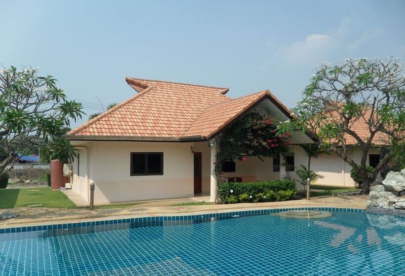호텔 Two Fifty Nine Resort