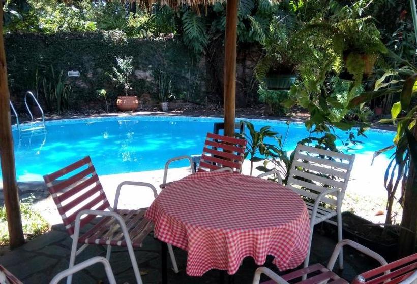 تختخواب و صبحانه Posadas La Hermosa