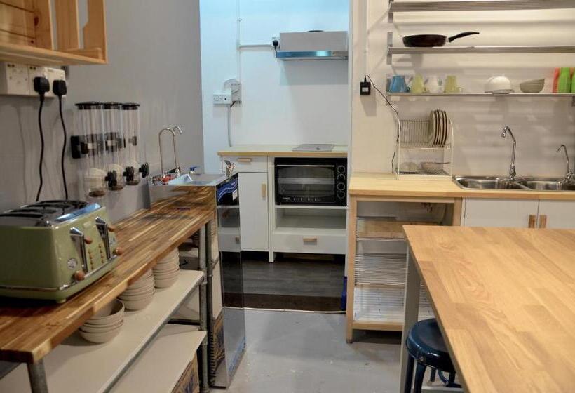 Faloe Hostel