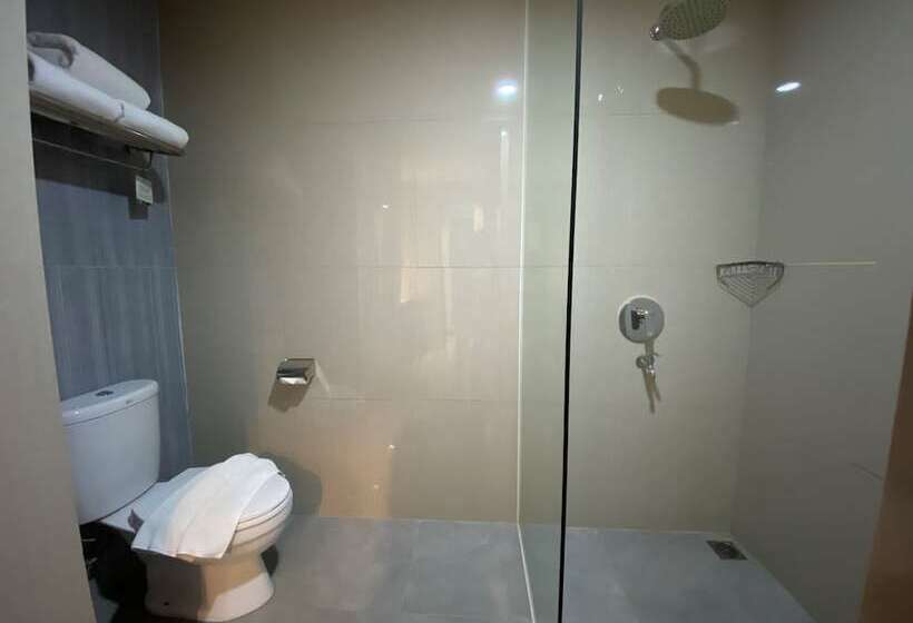 هتل Ascent Premiere Pasuruan