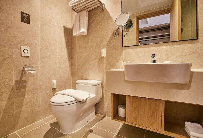 בית מלון כפרי Best Western Plus Island Castle