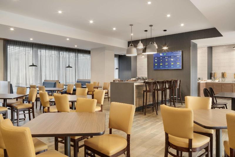 هتل Fairfield Inn & Suites By Marriott Tijuana