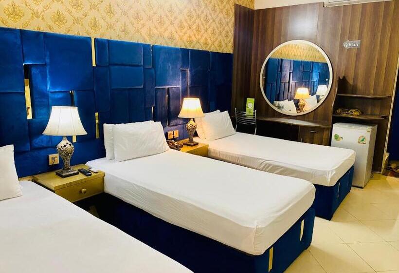 هتل Fiesta Inn  & Resorts Multan