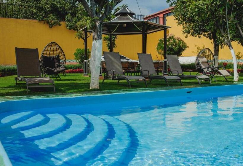 هتل Gran Misiones Tequisquiapan