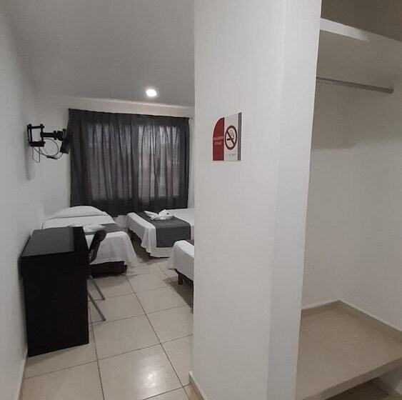 هتل Habitat Inn