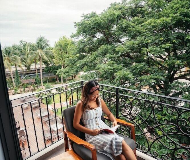 Plakan Resort
