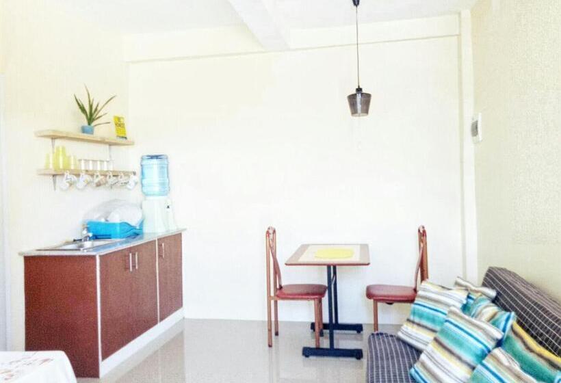 مبيت وإفطار R & D Island Lodge