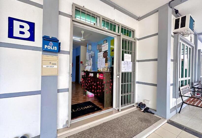 Hotel Borneo Inn