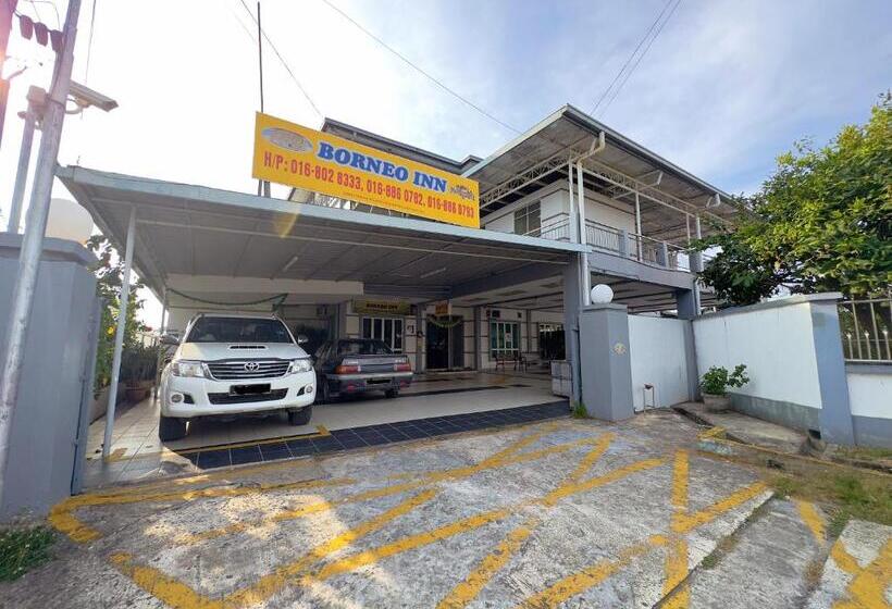 בית מלון כפרי Borneo Inn