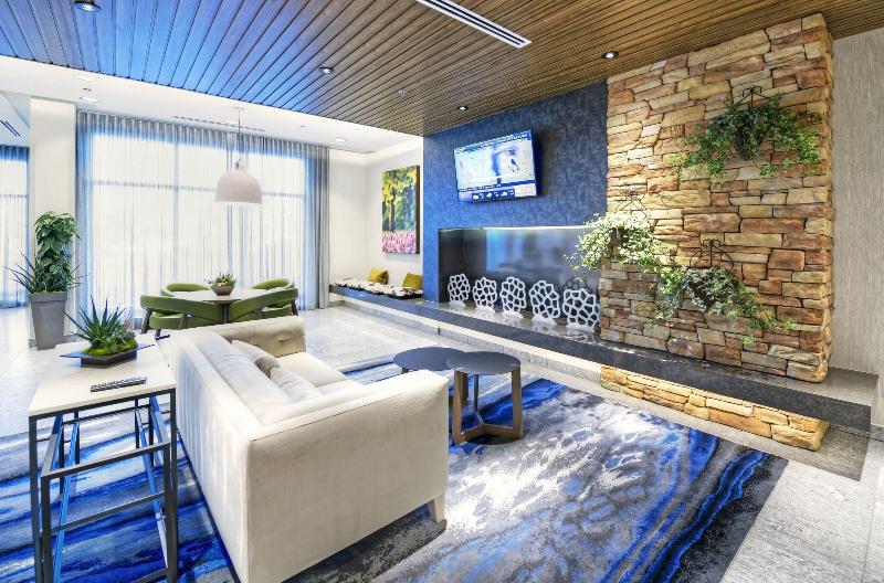 هتل Fairfield Inn & Suites By Marriott Ottawa Airport