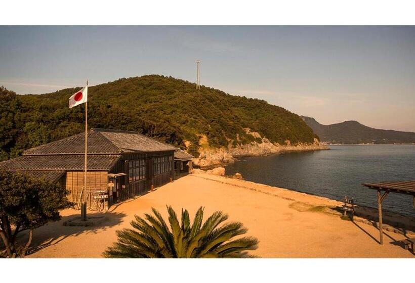 فندق Kokumin Shukusha Shodoshima