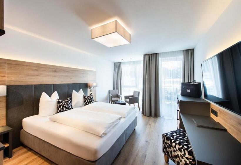 هتل Modern Mountain