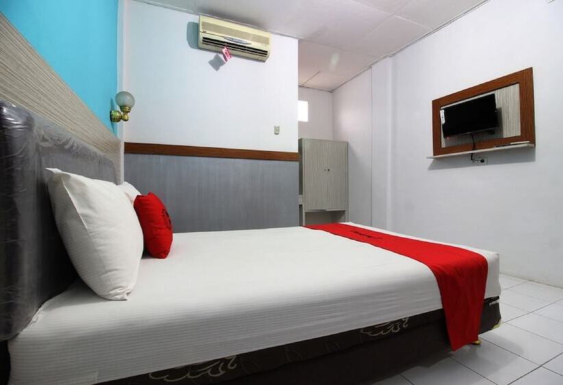 Отель Reddoorz Plus Syariah Near Lempuyangan Station 3