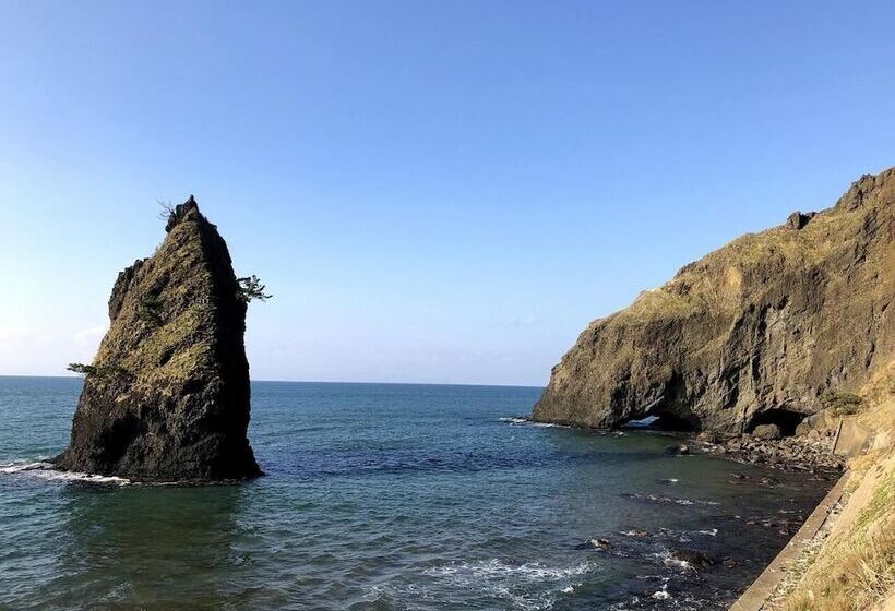 Iwamuro Slow Hostel