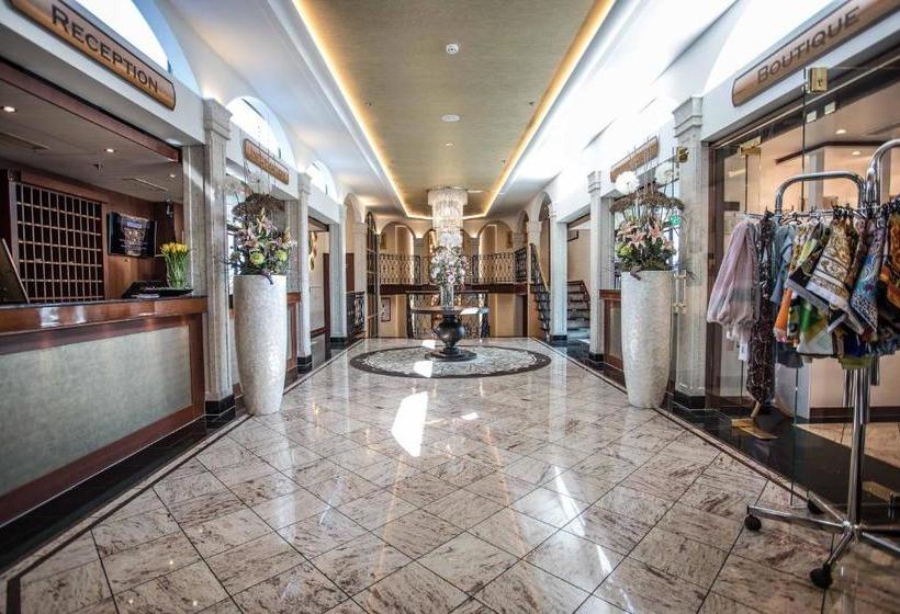 Crossgates Hotelship Altstadt Düsseldorf