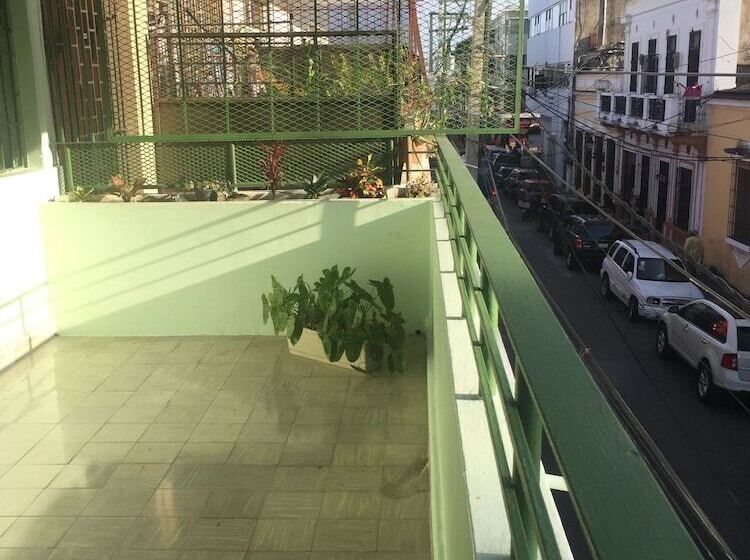 هاستل Hostal Arboleda
