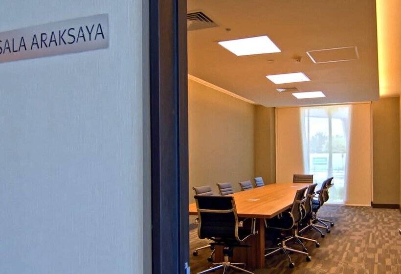 Antay Hotel & Spa