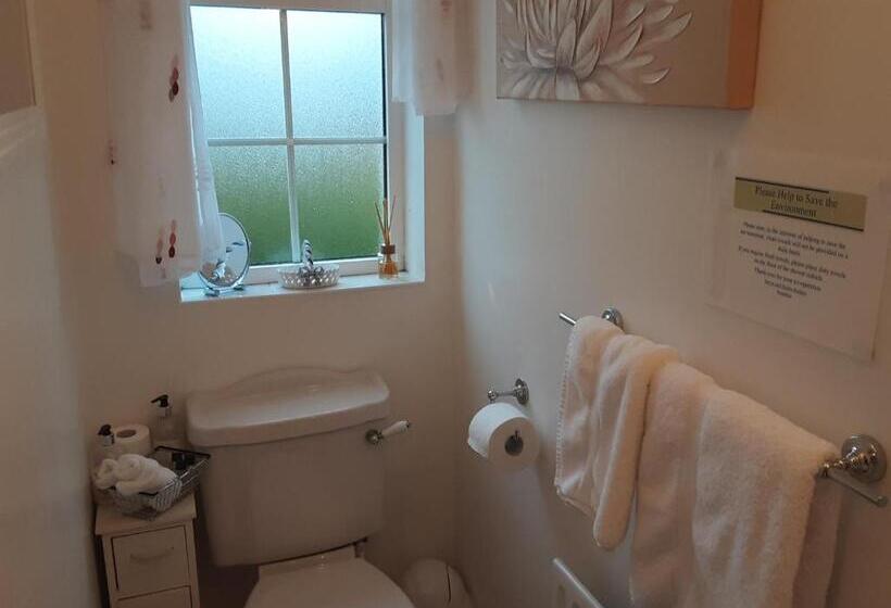 مبيت وإفطار Hawthorn Lodge