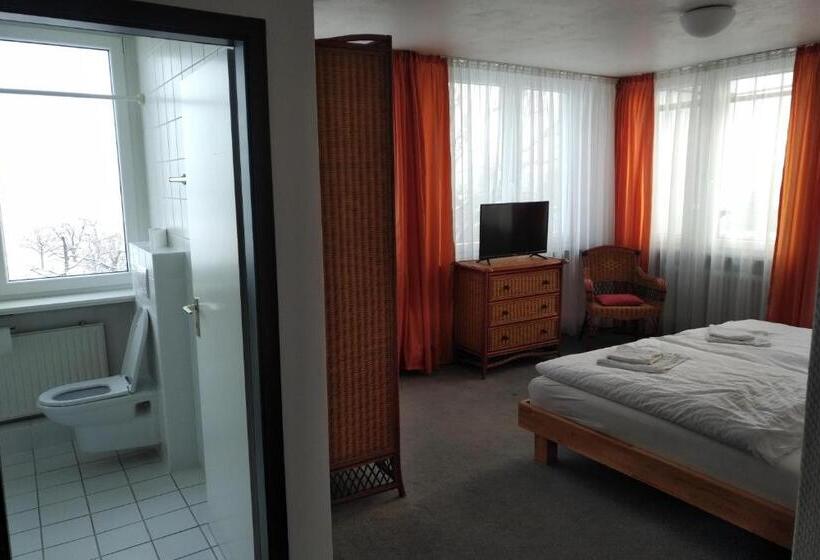 هتل Atelier Guesthouse