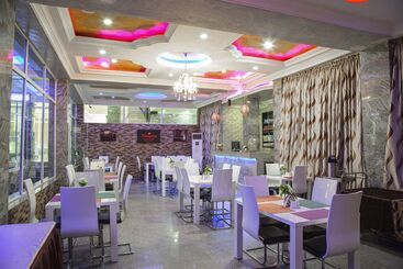 هتل Hampton Towers And Spa