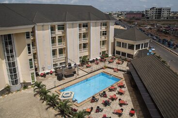 هتل Hampton Towers And Spa