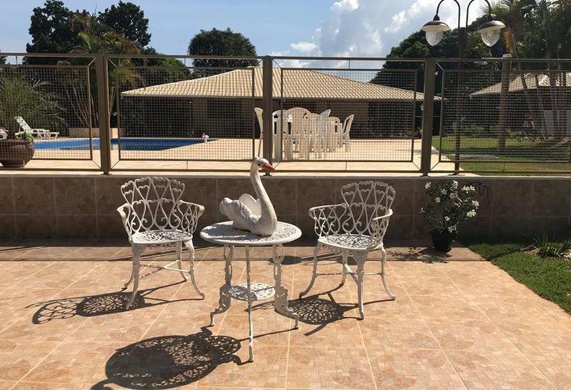 בית מלון כפרי Kaeru