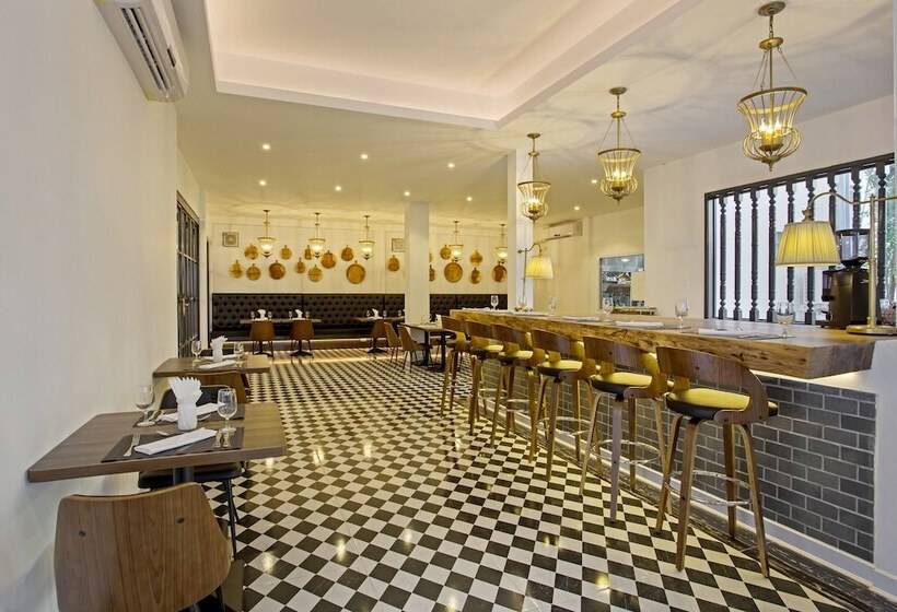 هتل Le Thatluang D Or Boutique