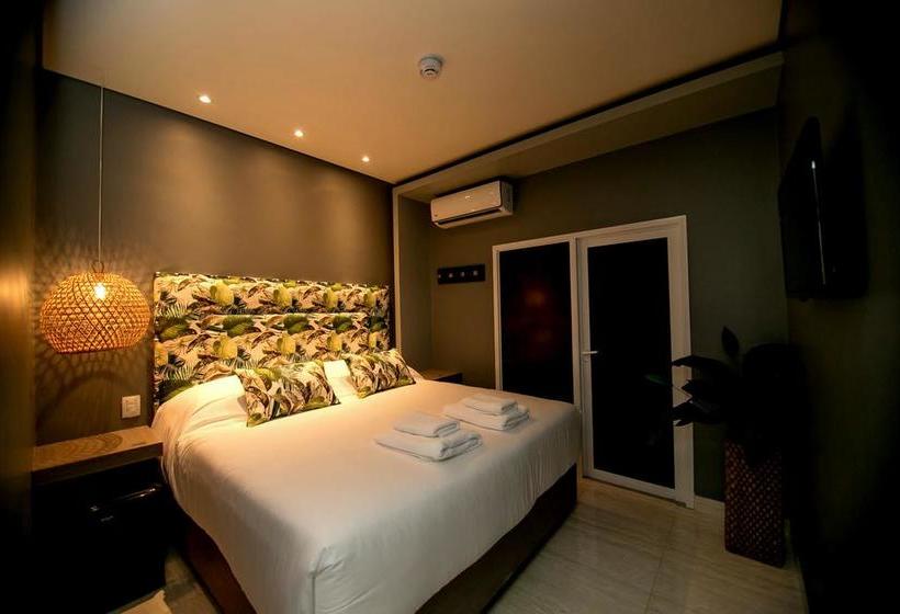 هتل Lg Golden Suites