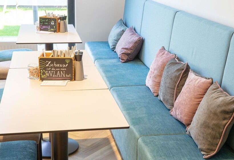 Fotos del hotel The Niu Franz:  35