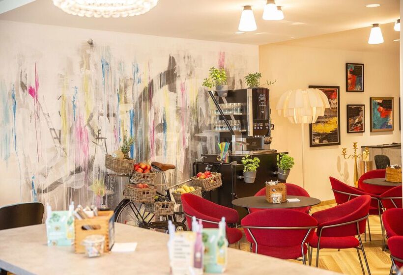 Fotos del hotel The Niu Franz:  39