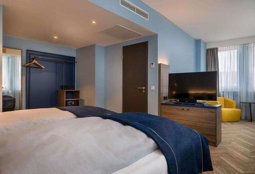 هتل Holiday Inn   The Niu, Welly Kiel, An Ihg