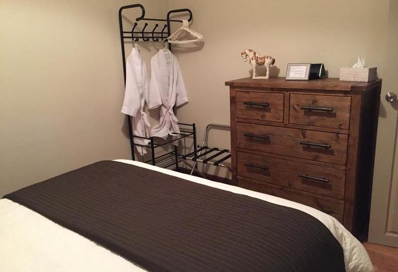 Bed and Breakfast Atina Rocks Country Homestead