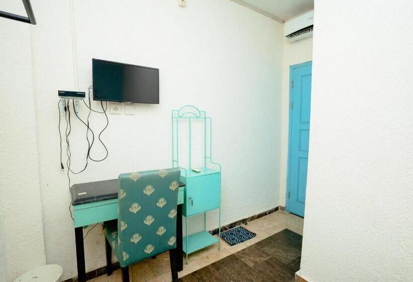تختخواب و صبحانه Reddoorz Near Rsud Kota Mataram