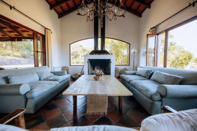 تختخواب و صبحانه Torrontes